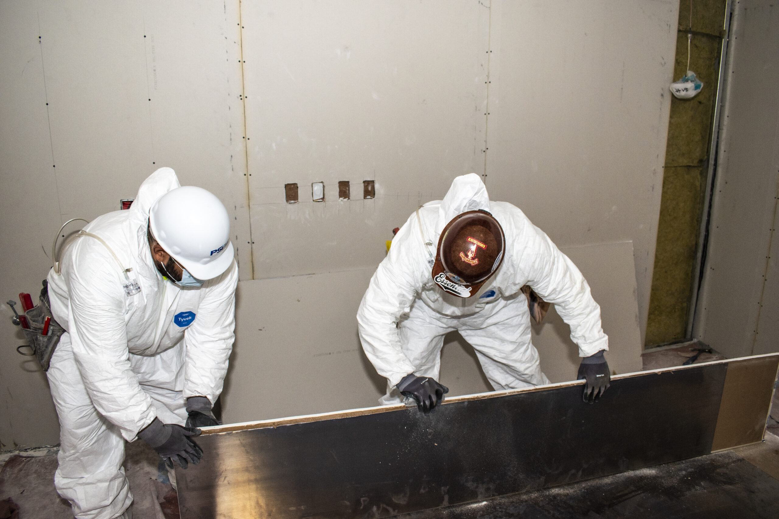 Stunning Interiors, Safe Spaces:  Navigating Radiation In Home Design - zntpqwn